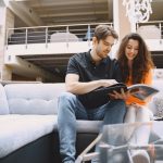 Ghid pentru alegerea canapelei perfecte pentru living