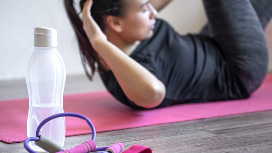 Cum să îți recapeți tonusul fizic fără antrenamente extenuante