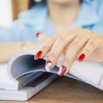 Ghid complet pentru alegerea corectă a ojei în funcție de sezon și tendințe