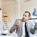 Cum să îți păstrezi calmul în interacțiunile dificile