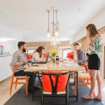 Bucătăria open-space: Idei pentru un aspect ordonat din orice unghi