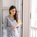 Mobilier pliabil pentru balcon: Practic, compact și ușor de depozitat